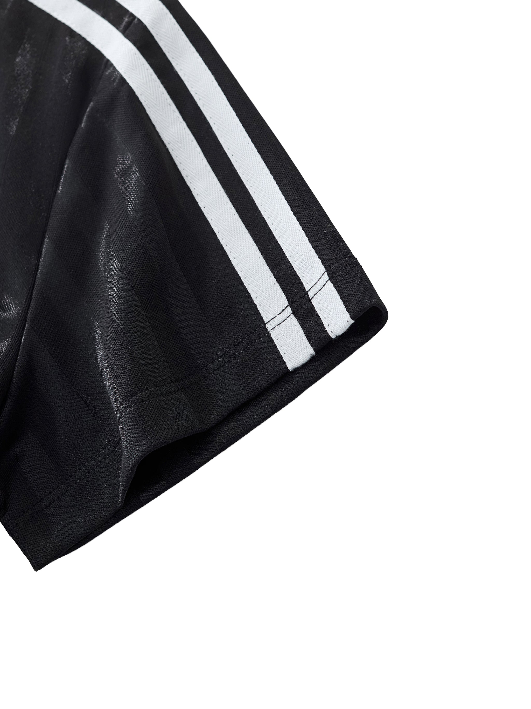Out There Run Club Collar and Cropped Jersey (Black)